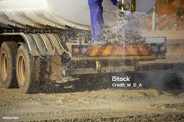 Lavori Stradali - Fotografie stock e altre immagini di Controllo - Controllo, Polvere, Strada