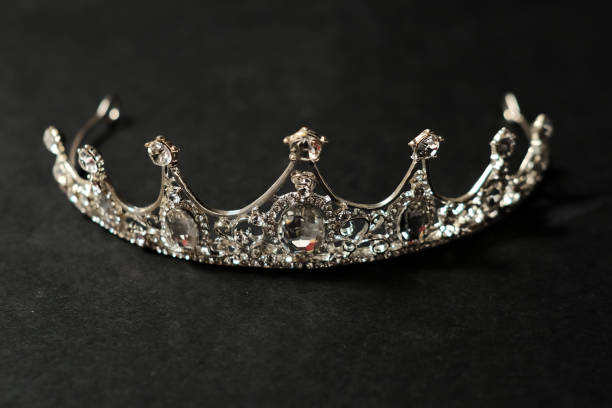 istock Jewellery crown 1402692825