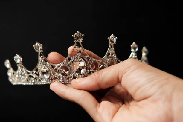 istock Jewellery crown 1402693116