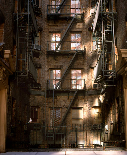 istock Saturday Morning Upper East 140269519