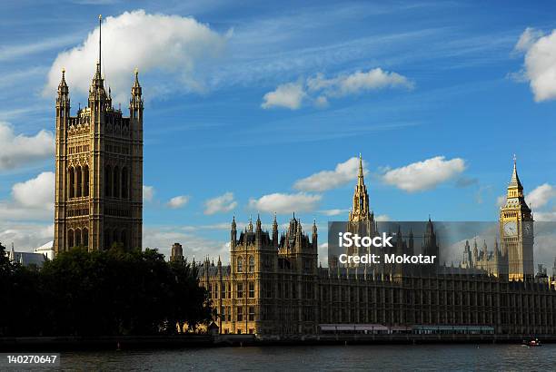 Foto de British Parliament Londres e mais fotos de stock de Arquitetura - Arquitetura, Capitais internacionais, Casas do Parlamento - Cidade de Westminster