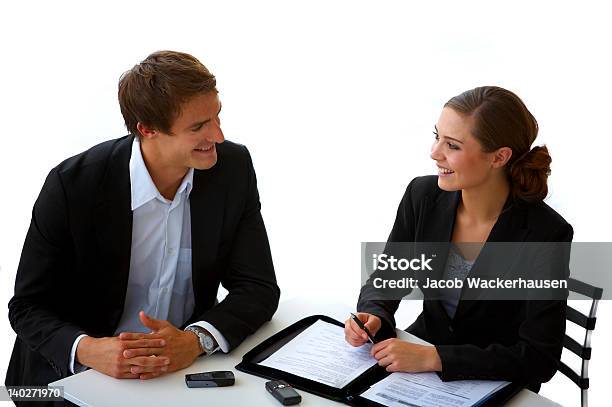 Businessteam In Einer Sitzung Stockfoto und mehr Bilder von Befragung - Befragung, Akte, Anzug