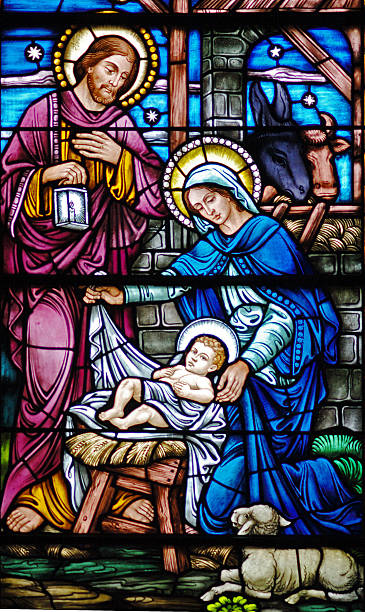 nativity janela de vidro manchado - stained glass jesus christ glass church imagens e fotografias de stock