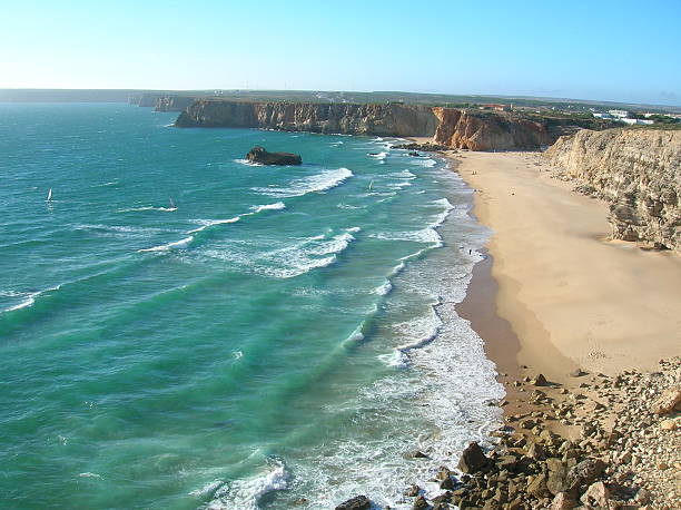 istock ALANTIC OCEAN, PORTUGAL 140272122