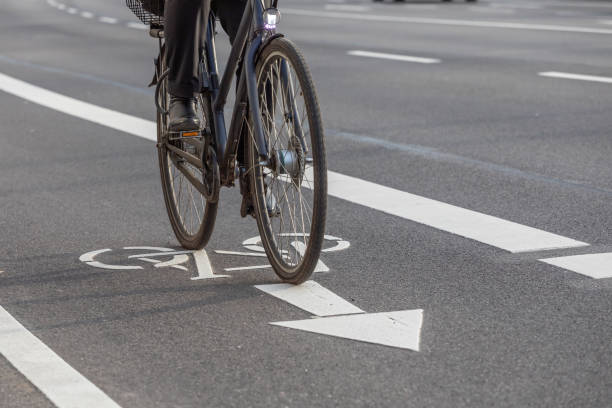 istock bike_pictogram 1402727661