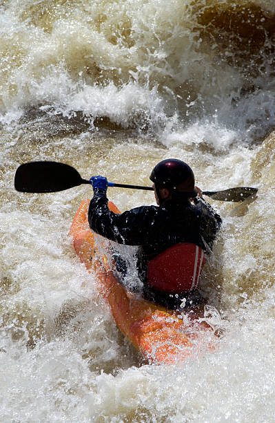 istock whitewater kayak in big hydraulic 140273124