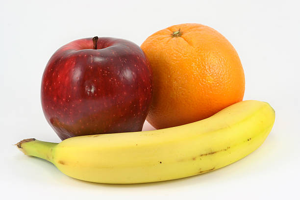 apfel, orangen & seite banane - three objects three people three animals apple stock-fotos und bilder
