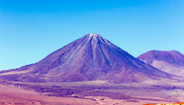 View of Licancabur volcano from mars valley View of Licancabur volcano from mars valley in Chile muerte stock pictures, royalty-free photos & images