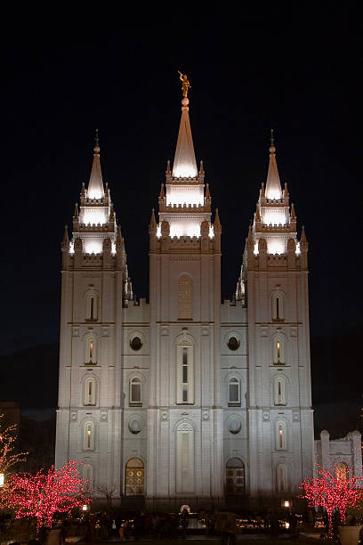 istock Salt Lake Temple North Side Christmastime Closeup 140276643