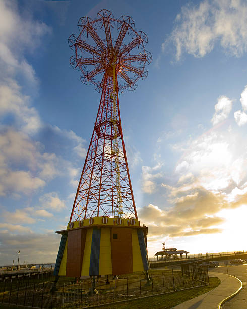 istock Coney Island Parachute Jump Sunset 140276696
