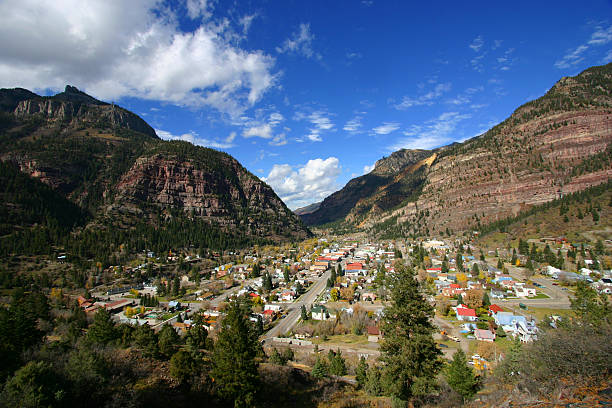 istock City in the valley 140277188