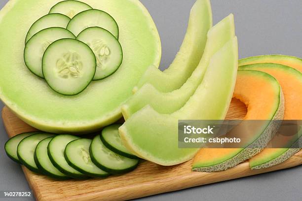 Pepino Melón 2 Foto de stock y más banco de imágenes de Melón - Melón, Pepino, Alimento