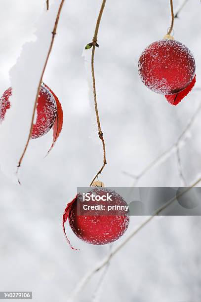 3 크리스마스 공 12월에 대한 스톡 사진 및 기타 이미지 - 12월, 가벼운, 겨울