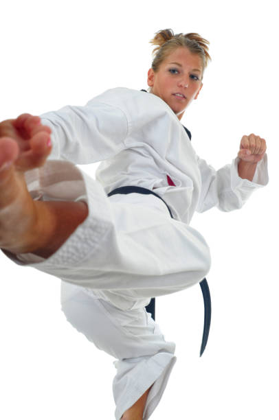 тхэквондо эйр пауэр - martial arts women tae kwon do black belt стоковые фото и изображения