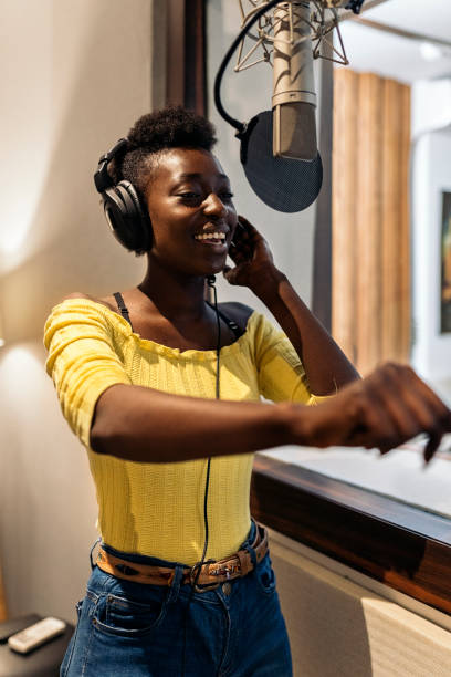 istock Metropol Studios_Property.jpg, Metropol Studios_Sylvain, Metropol Studios_Mariama.jpg, Metropol Studios_Property Screens.jpg 1402838032