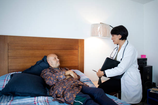 istock medical visit at home 1402925239
