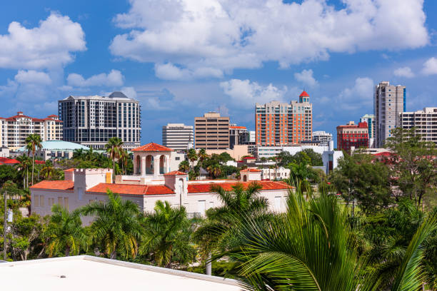 istock Sarasota, Florida, USA Downtown Skyline 1402956835