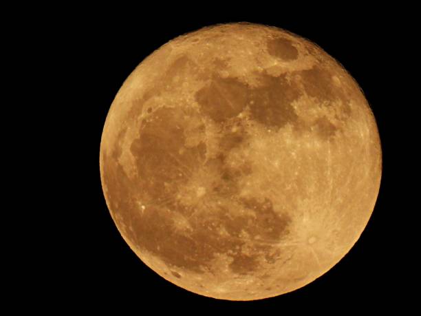 istock Strawberry Moon June 14, 2022 1402989485