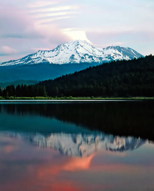 Mt.Shasta Mt.Shasta and Siskiyou Lake in California siskiyou lake stock pictures, royalty-free photos & images