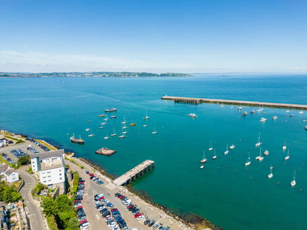 istock Brixham Breakwater and Lighthouse 1403014391
