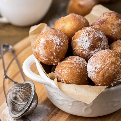 Bowl of Donuts Sprinkled with Powdered Sugar on Wooden Tray Fresh Fried Donuts Rustic Style Small Balls of Round Doughnuts Square