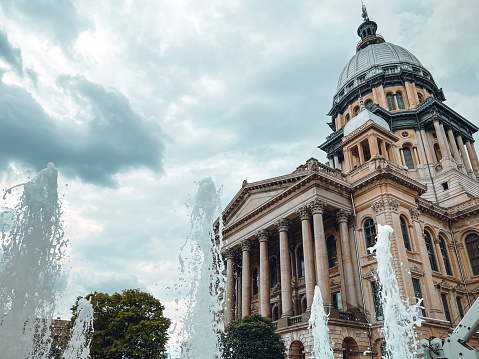 Water Fountain Sprays and Splashes in Front of the Illinois State Capitol Building.