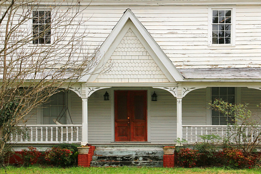 a porch historic white home preservation retro house southern historical history vintage front