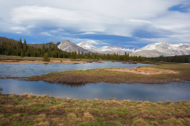 istock Water, land and sky 1403171381