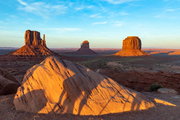 istock scenic morning view to Monument valley Mitten Butte and sandstone pattern, Utah 1403330199