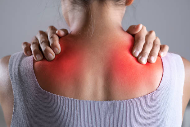 Woman has shoulder pain.