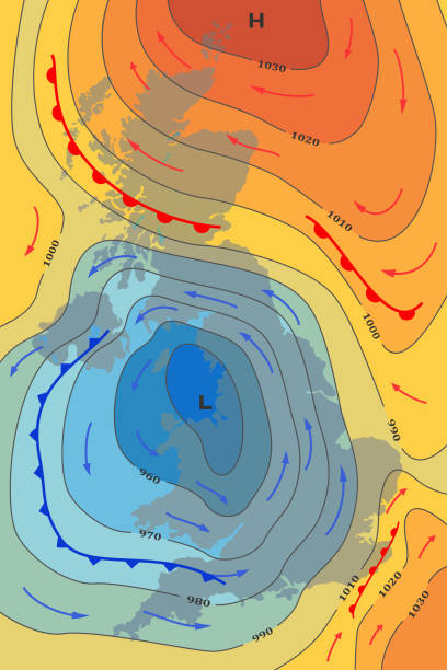 illustrations, cliparts, dessins animés et icônes de carte des prévisions météorologiques de la grande-bretagne. mouvement du front froid vers le royaume-uni. prévisions météorologiques. modèle de carte synoptique montrant les isobares, la pression, le changement de température, la direction du vent, - map greater london southeast england uk