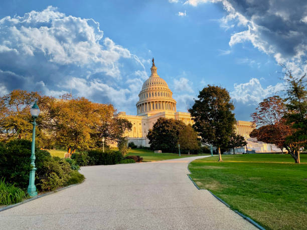 istock Recession and Politics 1403456722