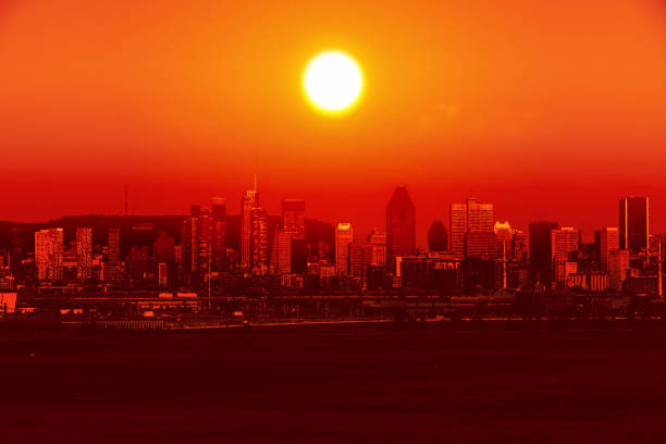 city hit by extreme heatwave - värme bildbanksfoton och bilder