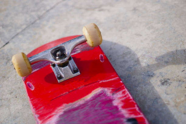 istock An used skateboard close up 1403491461