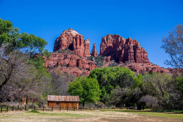 istock Cathedral Rock and Cabin 1403495042