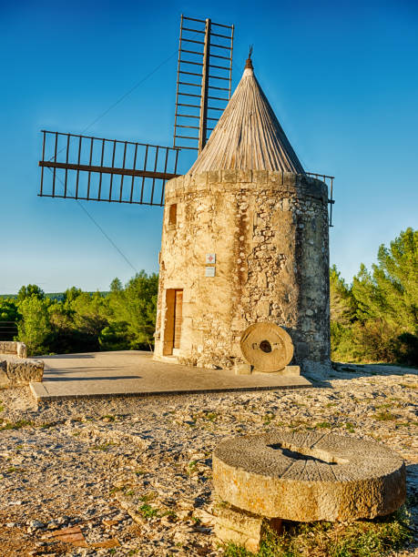 istock Windmill of Fontvielle 1403525439