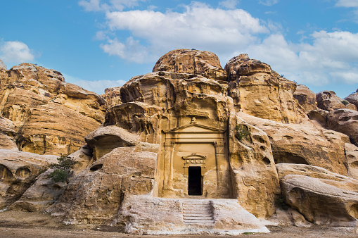 ittle Petra also known as Siq al-Barid is an archaeological site located north of Petra and the town of Wadi Musa in the Jordan