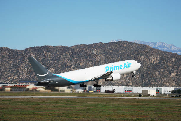 120+ 767 Freighter Stock Photos, Pictures & Royalty-Free Images