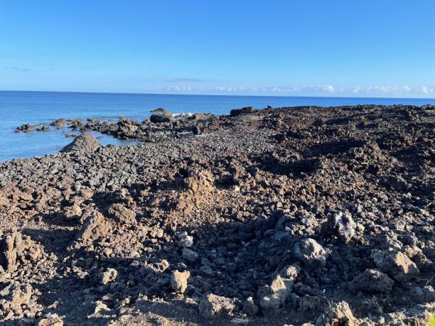 istock cooling volcanic lava magma 1403586289