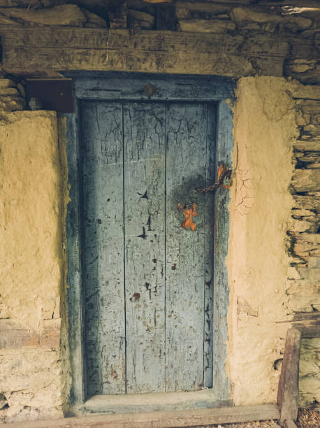 istock Old House Door 1403592458