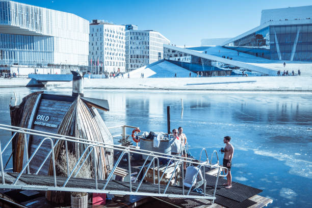 oslo fjord sauna zimą - christiania zdjęcia i obrazy z banku zdjęć