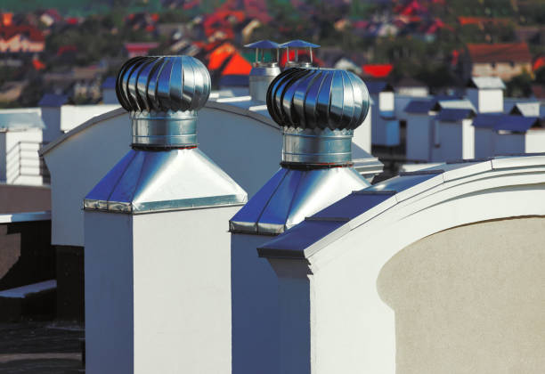 rooftop ventilation - climate wind engine wind turbine imagens e fotografias de stock