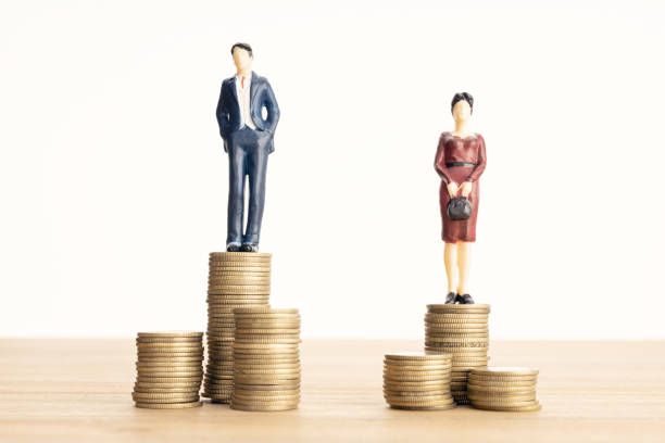 남성과 여성의 임금 격차 개념 - uneven 뉴스 사진 이미지