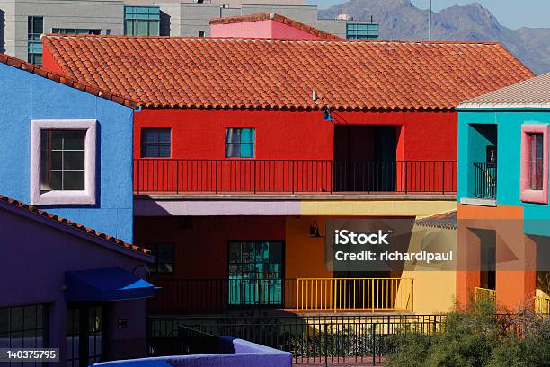 Colorido Estação Do Centro Da Cidade Edifícios De Tucson - Fotografias de stock e mais imagens de Amarelo