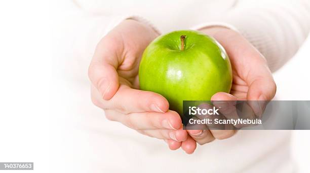 Grüner Apfel Stockfoto und mehr Bilder von Apfel - Apfel, Erfrischung, Fotografie
