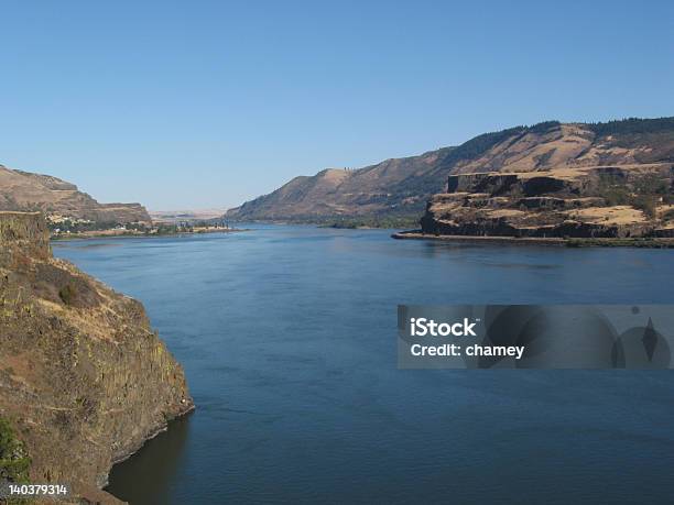 Rzeka Columbia - zdjęcia stockowe i więcej obrazów Ameryka Północna - Ameryka Północna, Bazalt, Bez ludzi