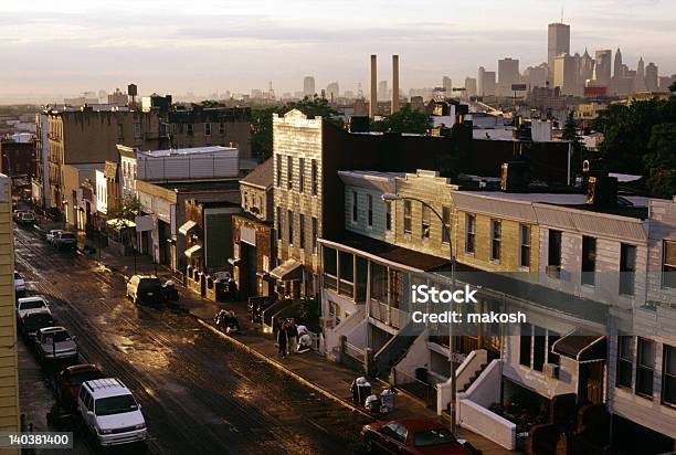 Brooklyn Foto de stock y más banco de imágenes de Aire libre - Aire libre, Anochecer, Arquitectura exterior