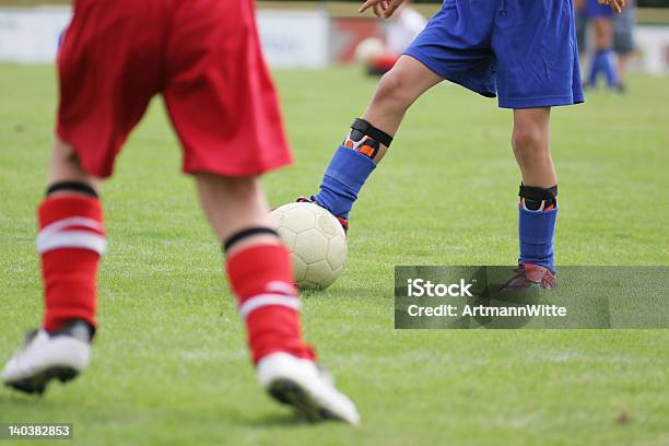 Youngsoccer Player Stockfoto und mehr Bilder von Jugendfußball - Jugendfußball, Aktiver Lebensstil, Aktivitäten und Sport