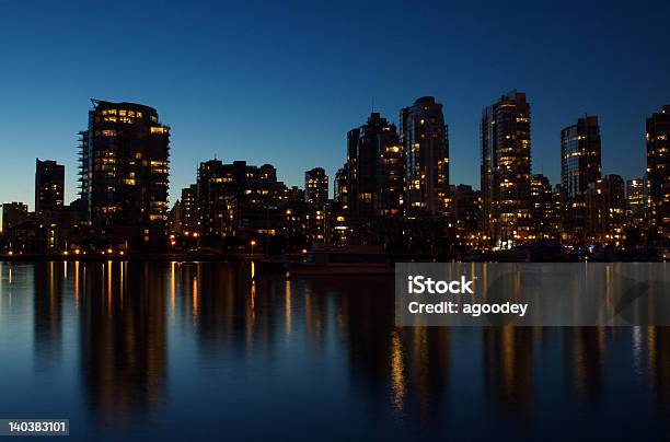 밴쿠버 야경 0명에 대한 스톡 사진 및 기타 이미지 - 0명, 가을, 도시