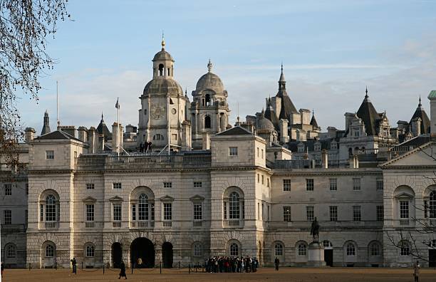 london koń guarde parada - palace buckingham palace london england famous place zdjęcia i obrazy z banku zdjęć